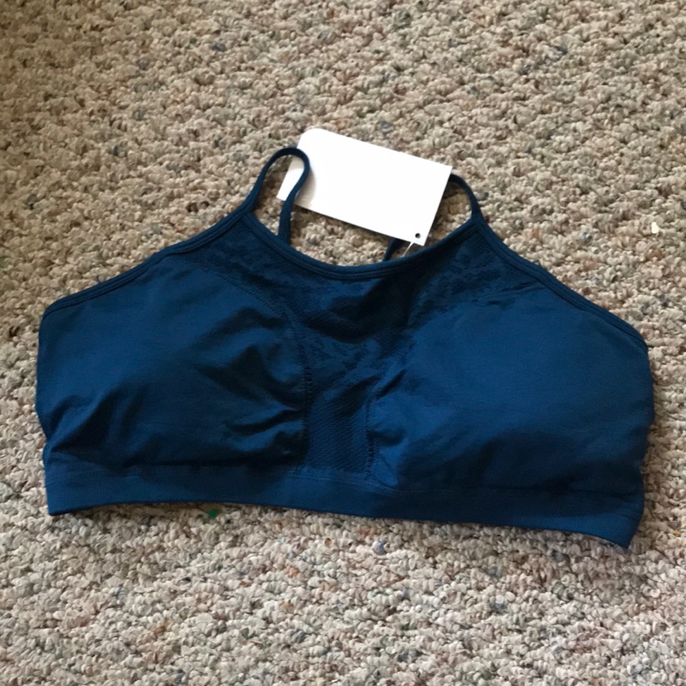 Brand new fabletics sports bra. Never worn.